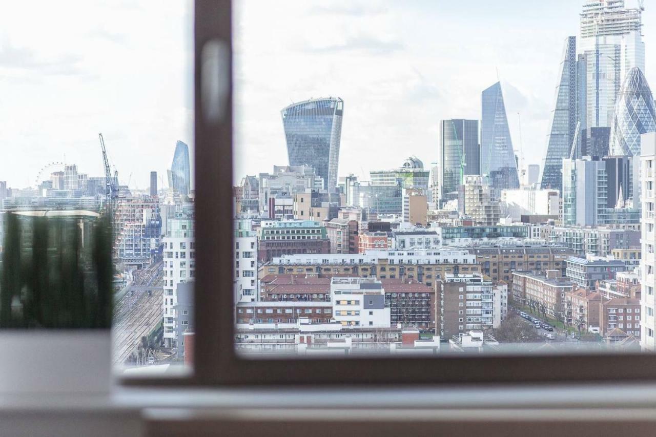 Modern 1 bedroom apartment in E1 with great views Londen Buitenkant foto